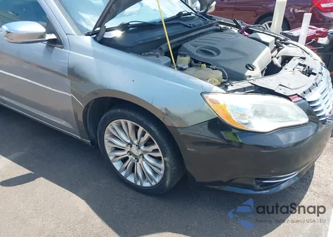 2013 Chrysler 200 Limited from USA, damaged, VIN 1C3CCBCG2DN520948